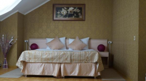 Iris Inn